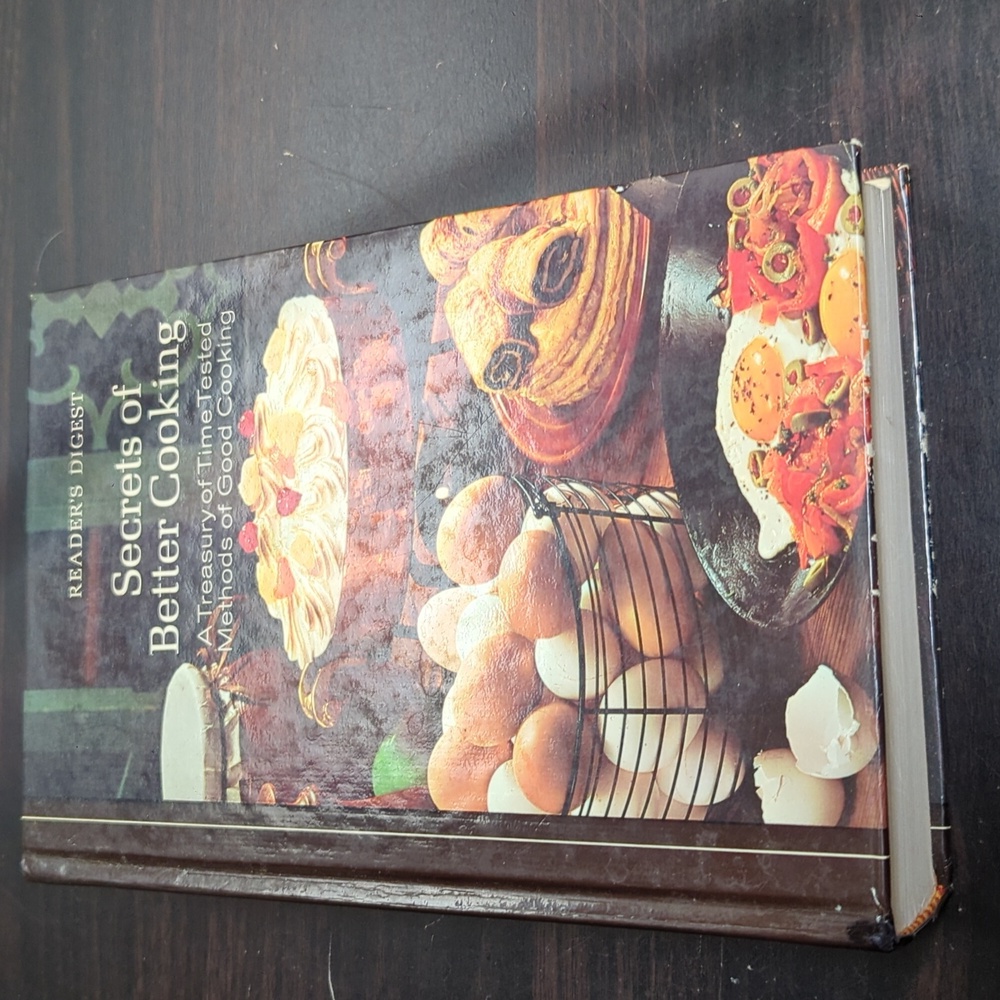 Vintage (1980) reprint of 1973 Readers Digest Secrets of Better Cooking